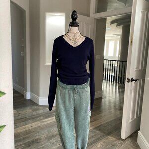 Brandy Melville Vneck Sweater OS